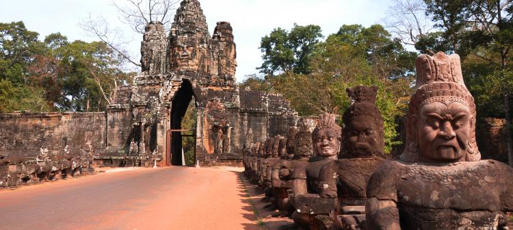 History of Angkor Thom 